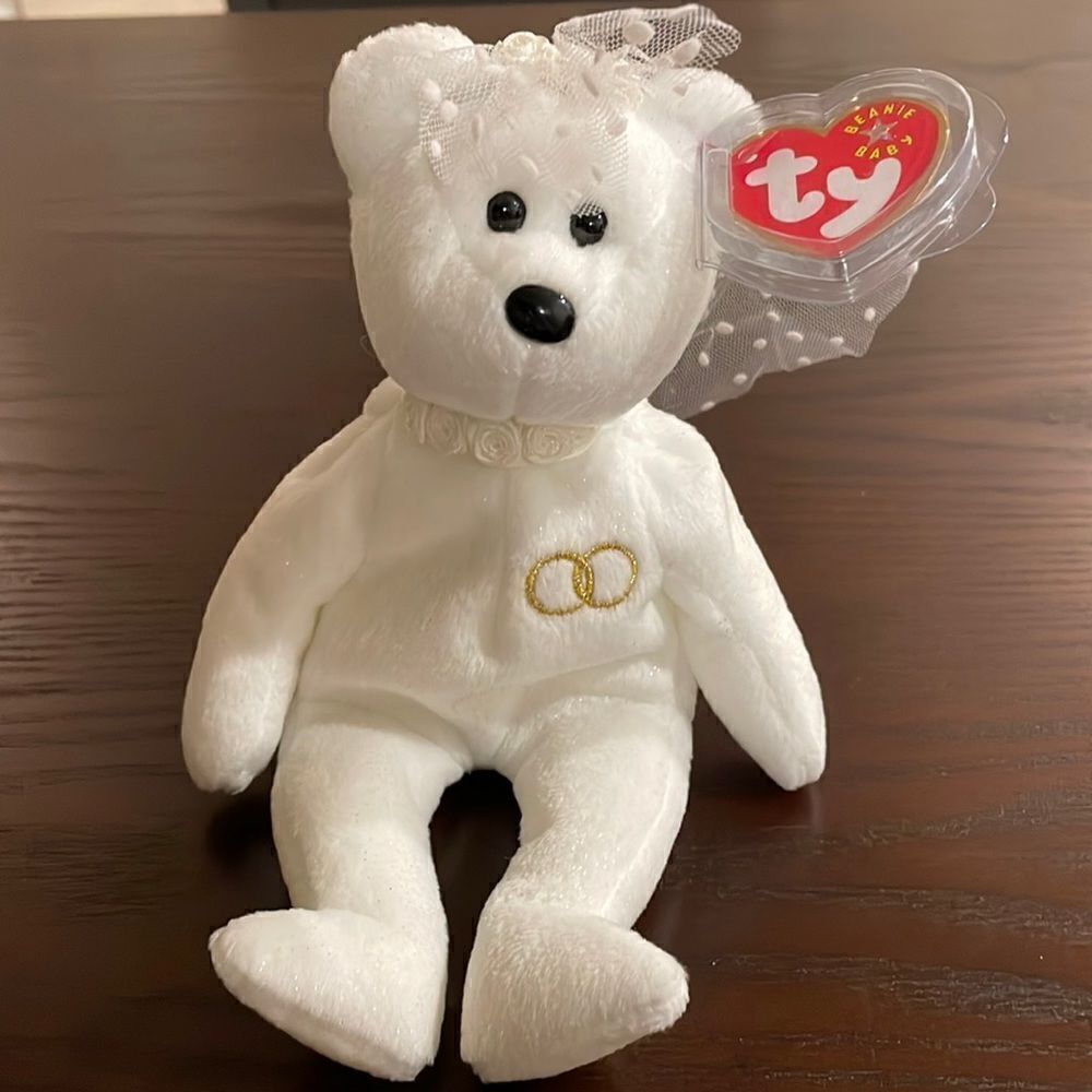 Ty Beanie Baby Mrs. 2001 Bride Beanie Baby with Silver in Fur Excellent NWT